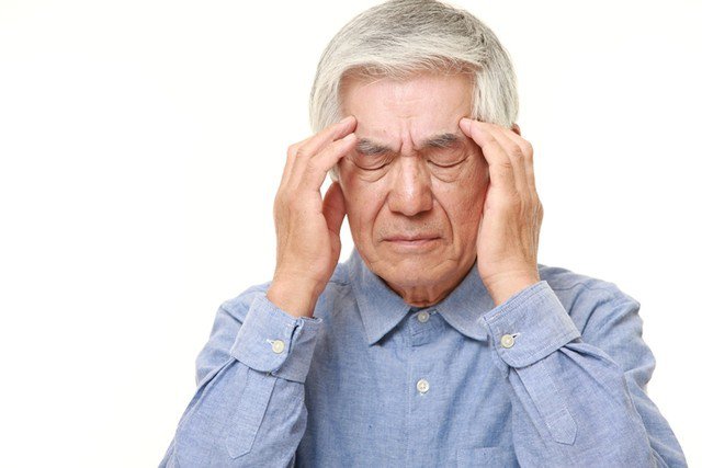 Alzheimer có thể do di truyền, lối sống và yếu tố môi trường